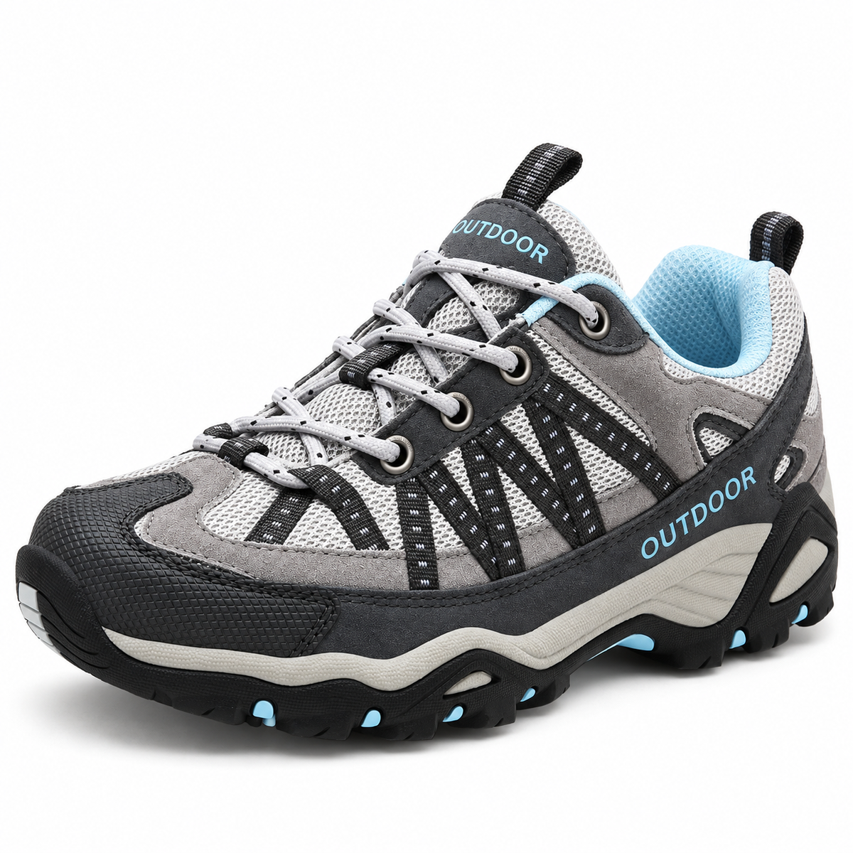 Chaussure randonnée mailles grise en vue trois-quarts sur fond blanc chaud