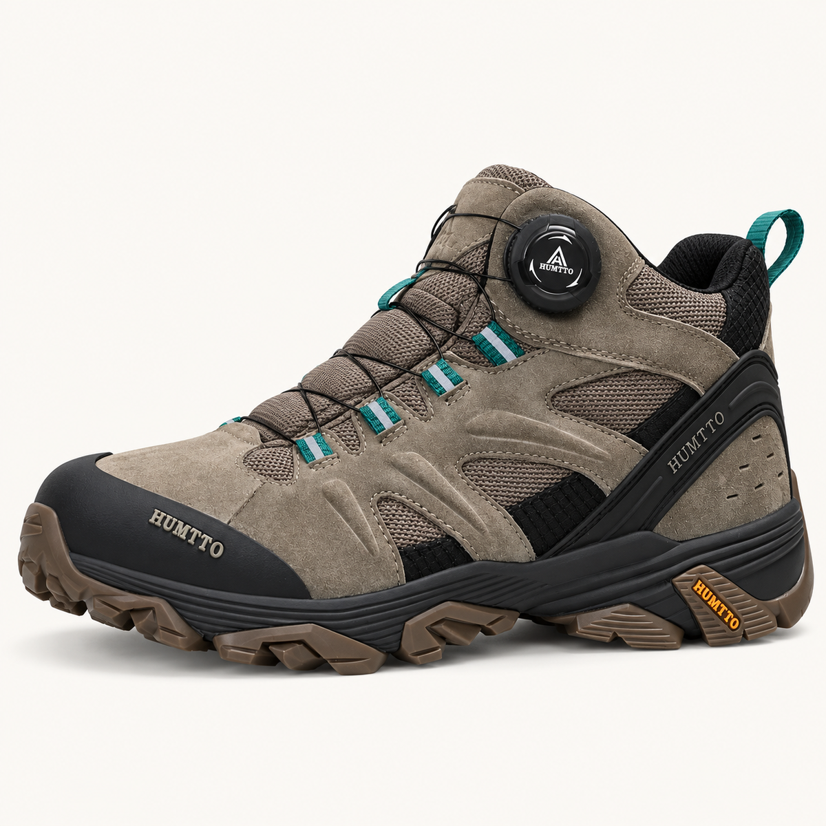 Chaussures de randonnée pour pieds fins marron – vue trois-quarts sur fond blanc chaud
