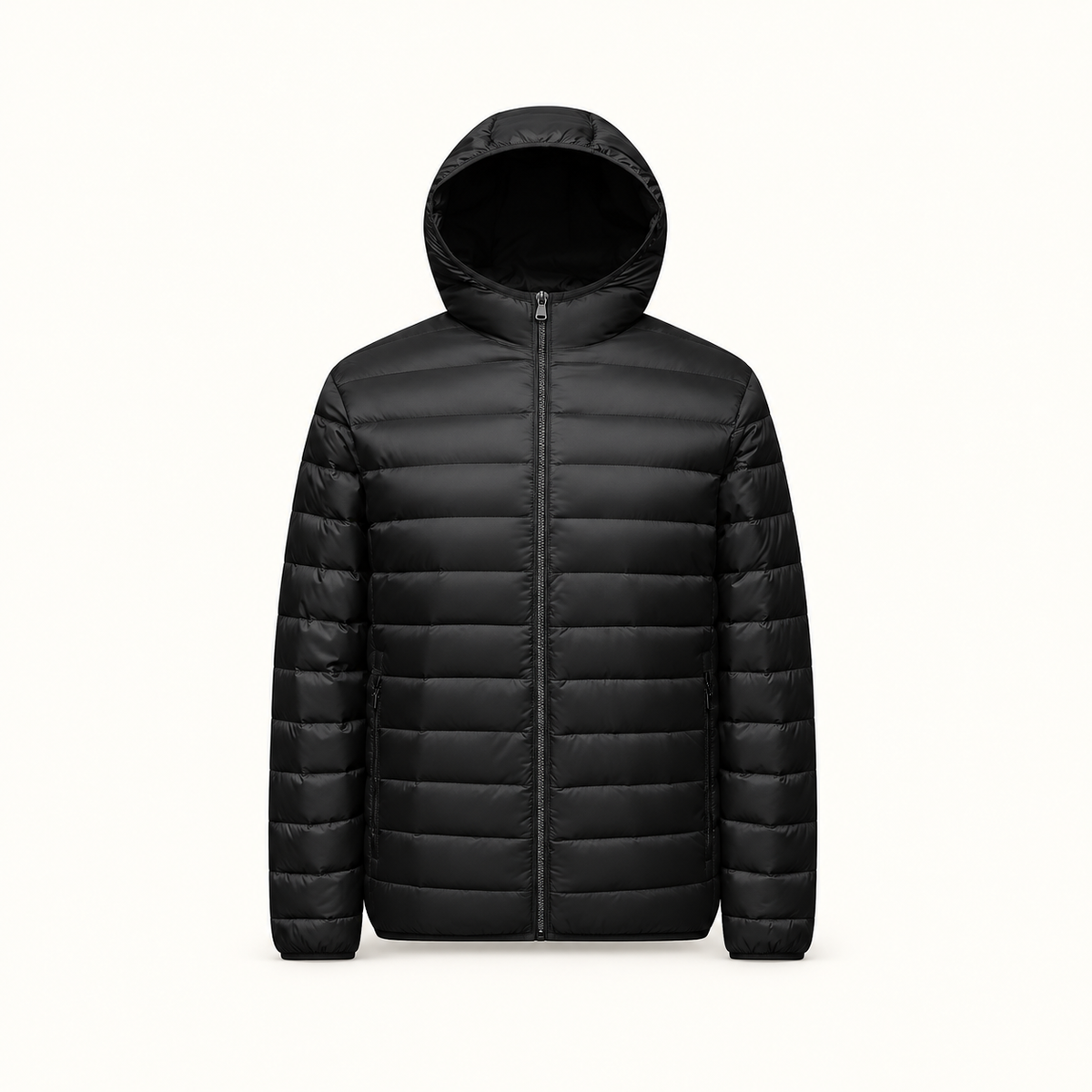 Doudoune haut de gamme homme noire – vue de face avec capuche