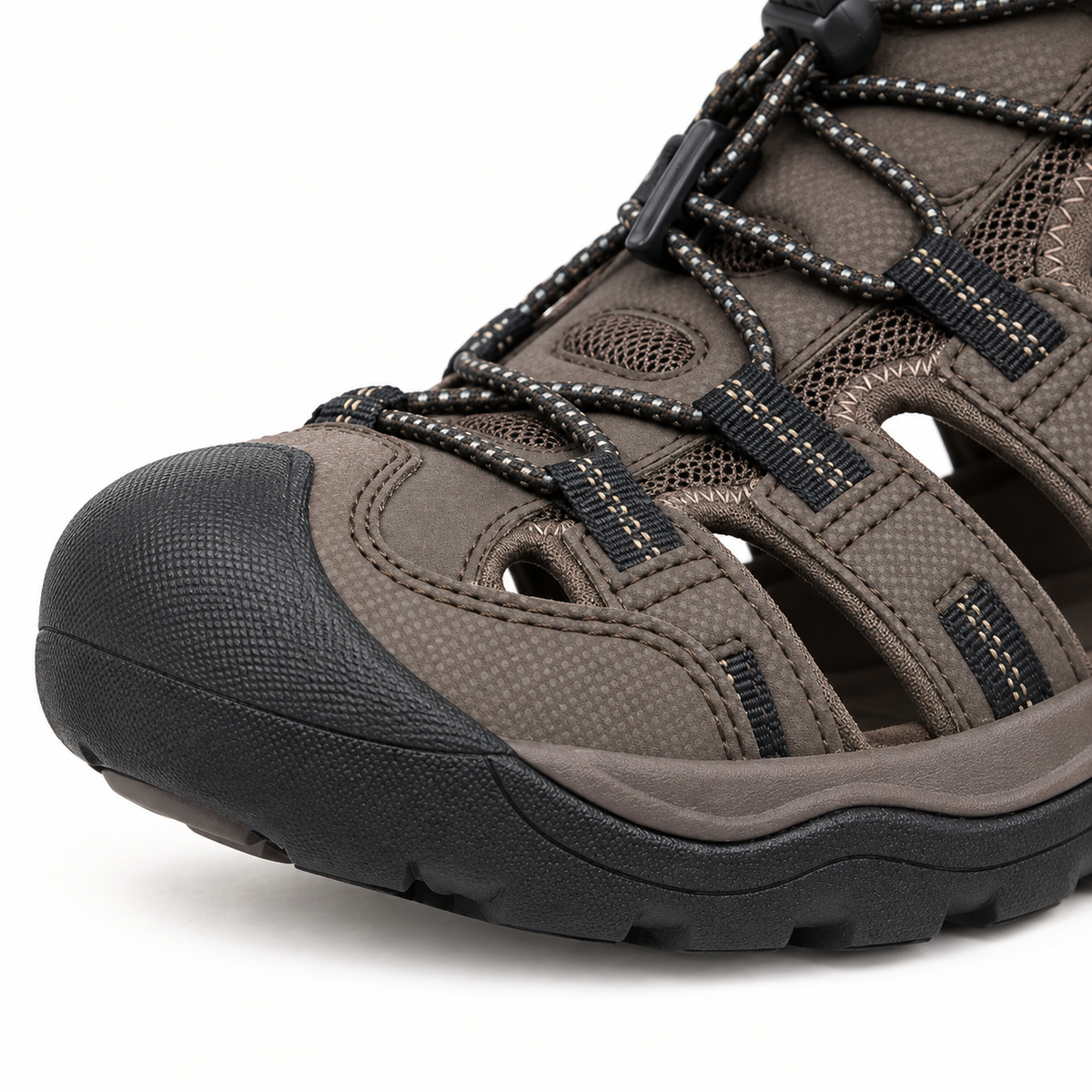 Sandales randonnée homme à bout fermé – détail du pare-pierres noir