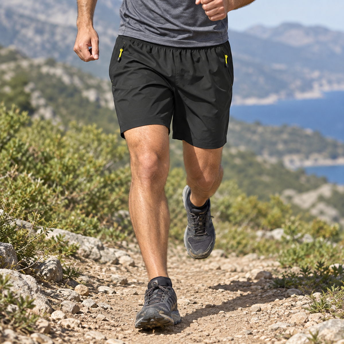 04 noir course short randonnee homme