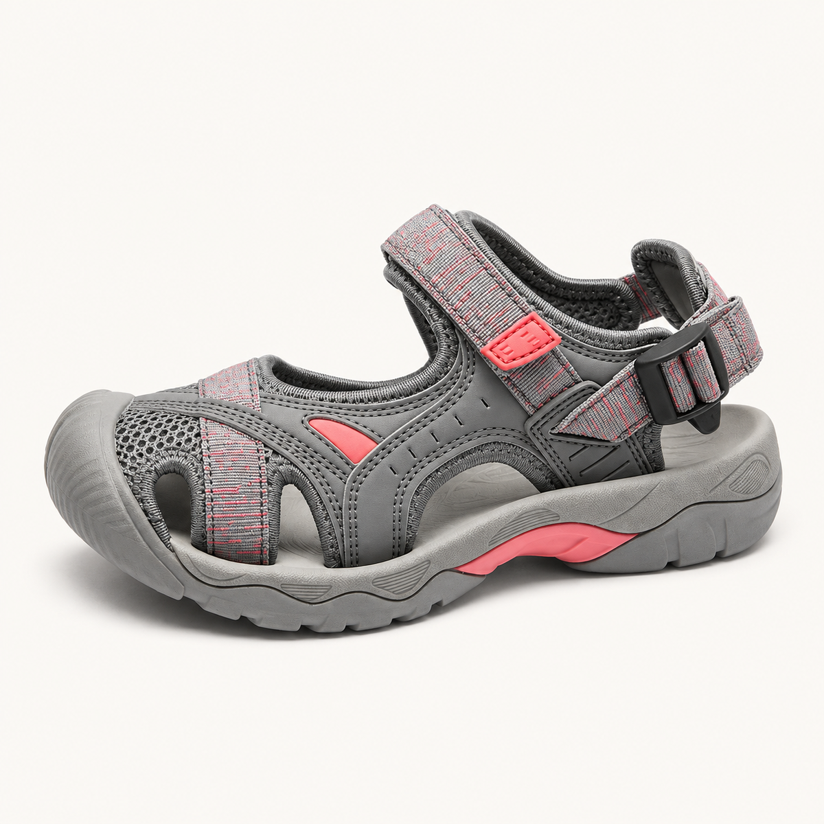 Sandale femme confortable pour marcher – détail des brides et de la boucle
