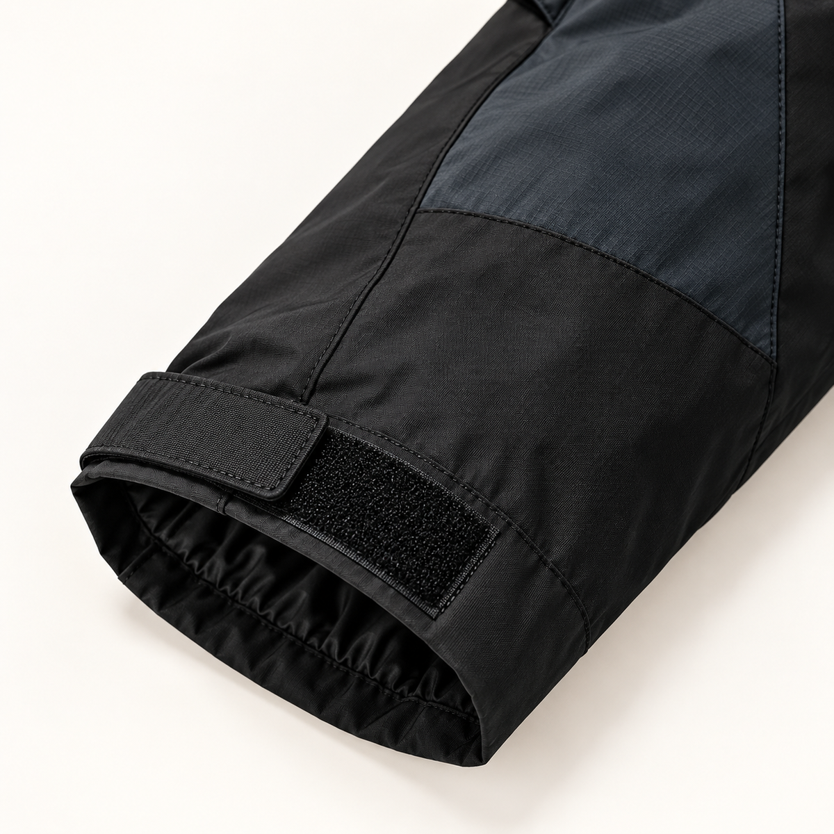 Veste randonnée neige femme – détail poignet réglable