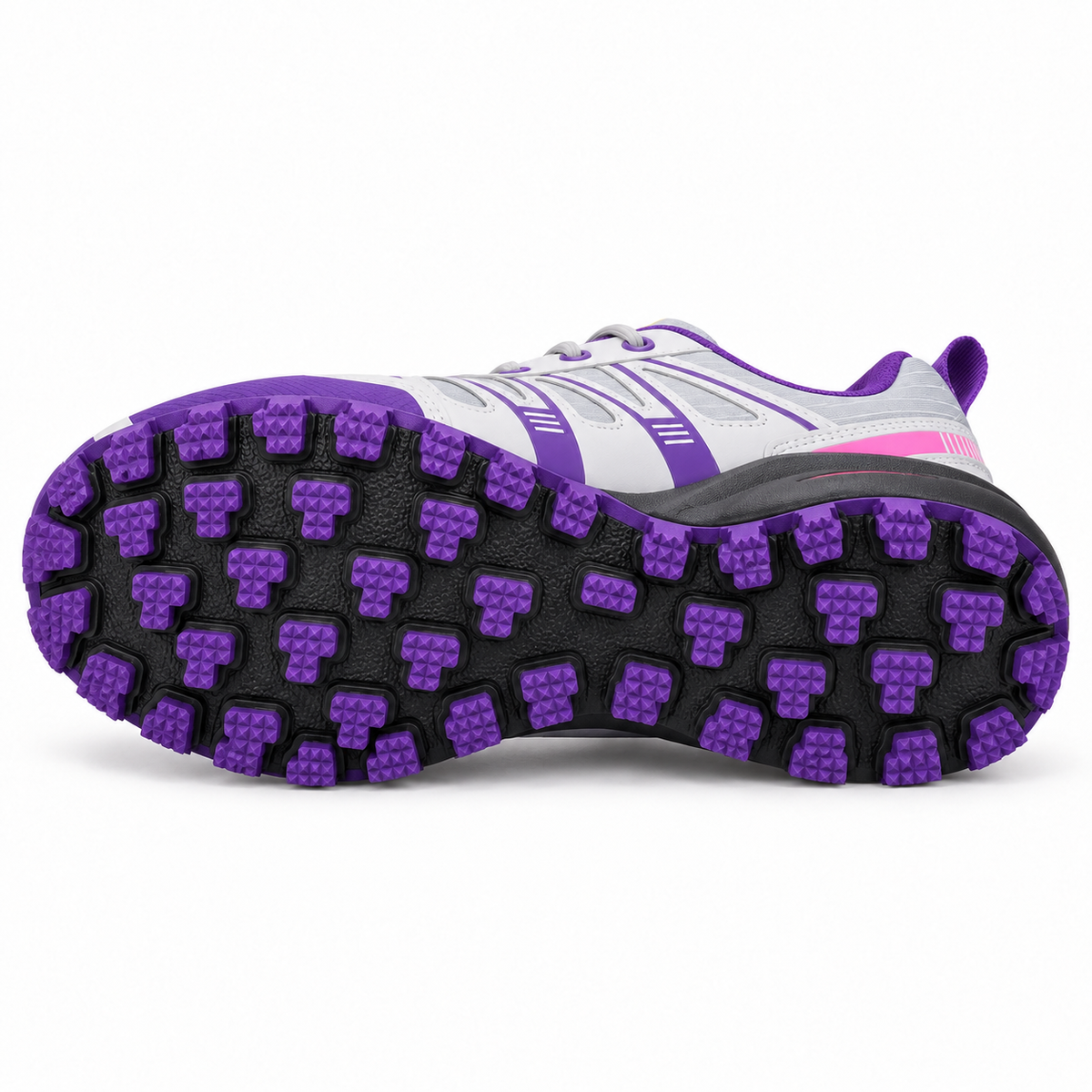 05 chaussure randonnee femme legere semelle entiere couchee v2
