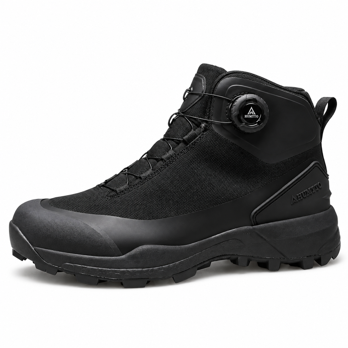 Chaussure de randonnée femme orthopédique noire en vue trois-quarts sur fond blanc chaud