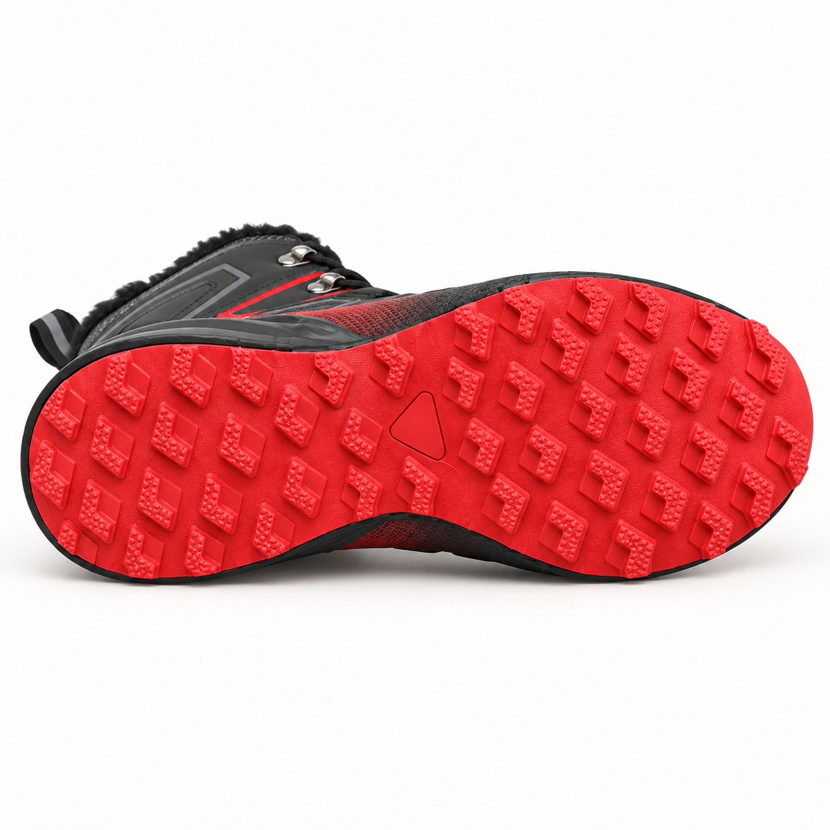 Chaussure randonnée hiver homme rouge – semelle à crampons rectangulaires