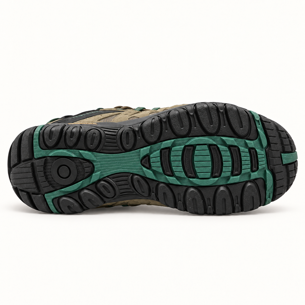 Chaussure randonnée en toile homme kaki couchée avec semelle crantée entièrement visible