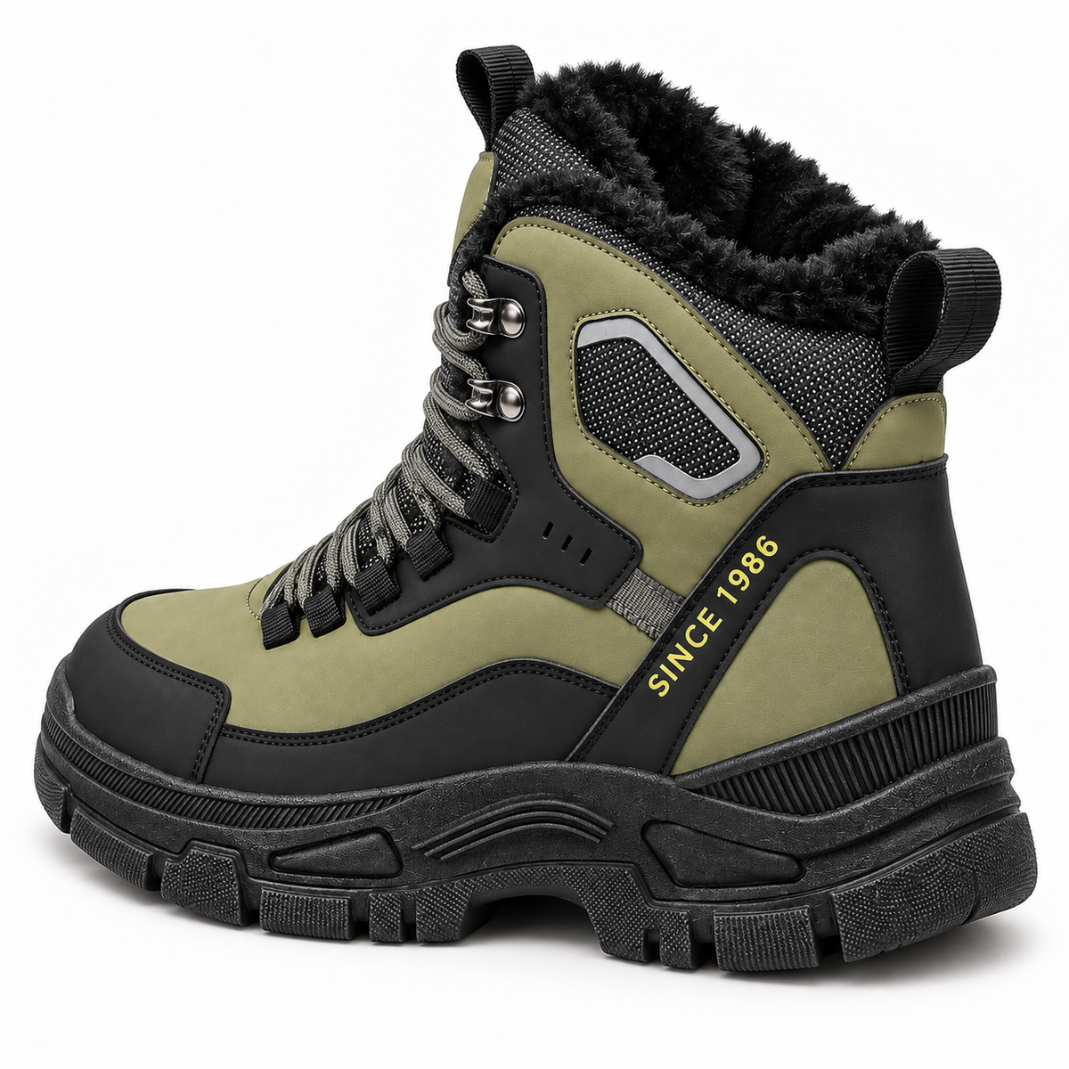 06 chaussure verte randonnee talon