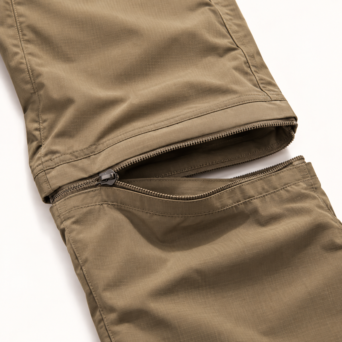 Zip amovible du pantalon randonnée convertible homme