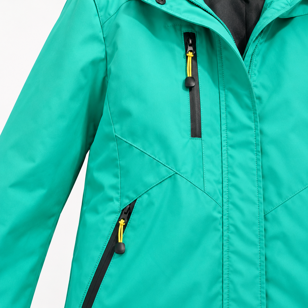 Veste randonnée femme verte – détail des poches zippées