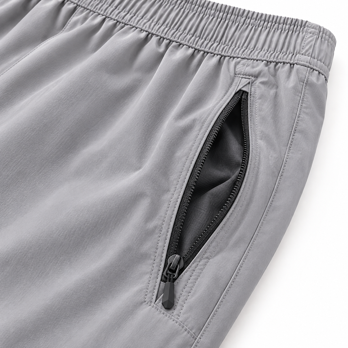 Poche zippée du pantalon randonnée grossesse