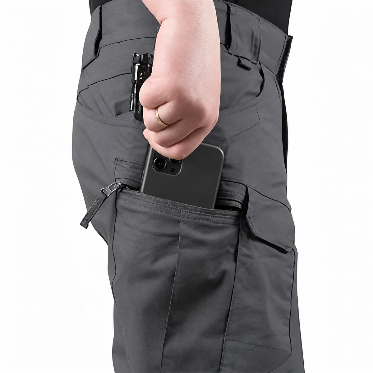 Poche smartphone du short de randonnée ultra léger homme
