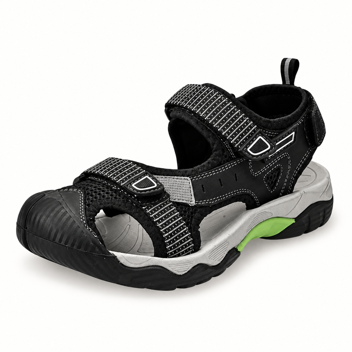Sandale pour pied fin noire vue trois-quarts sur fond blanc chaud