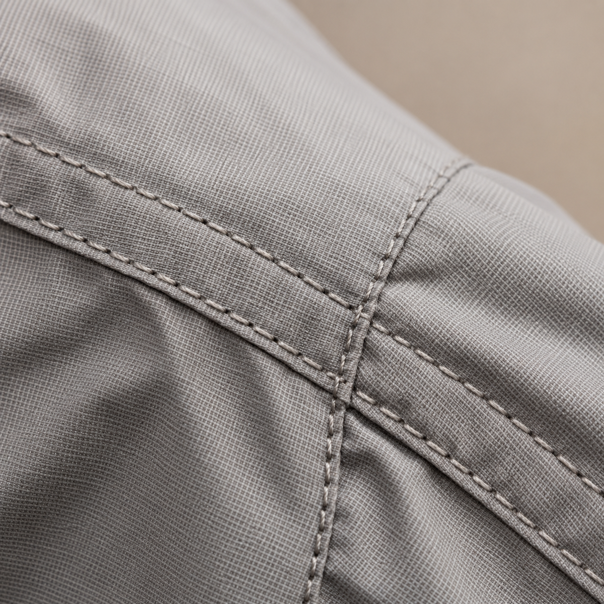 Veste légère randonnée homme – macro matière et couture