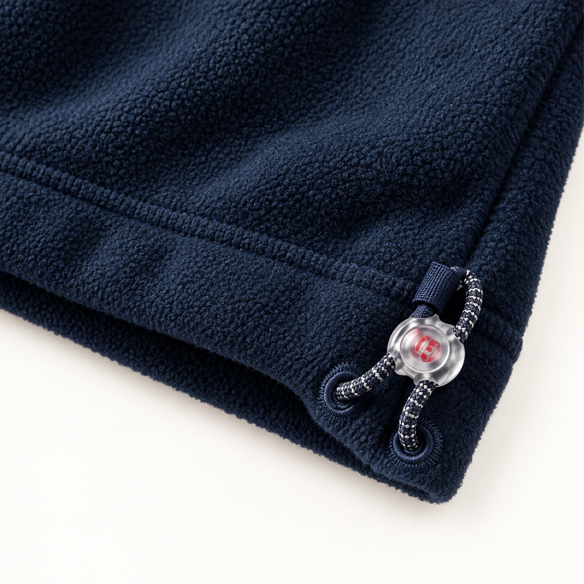 Veste polaire chaude de randonnée – détail du cordon d'ourlet