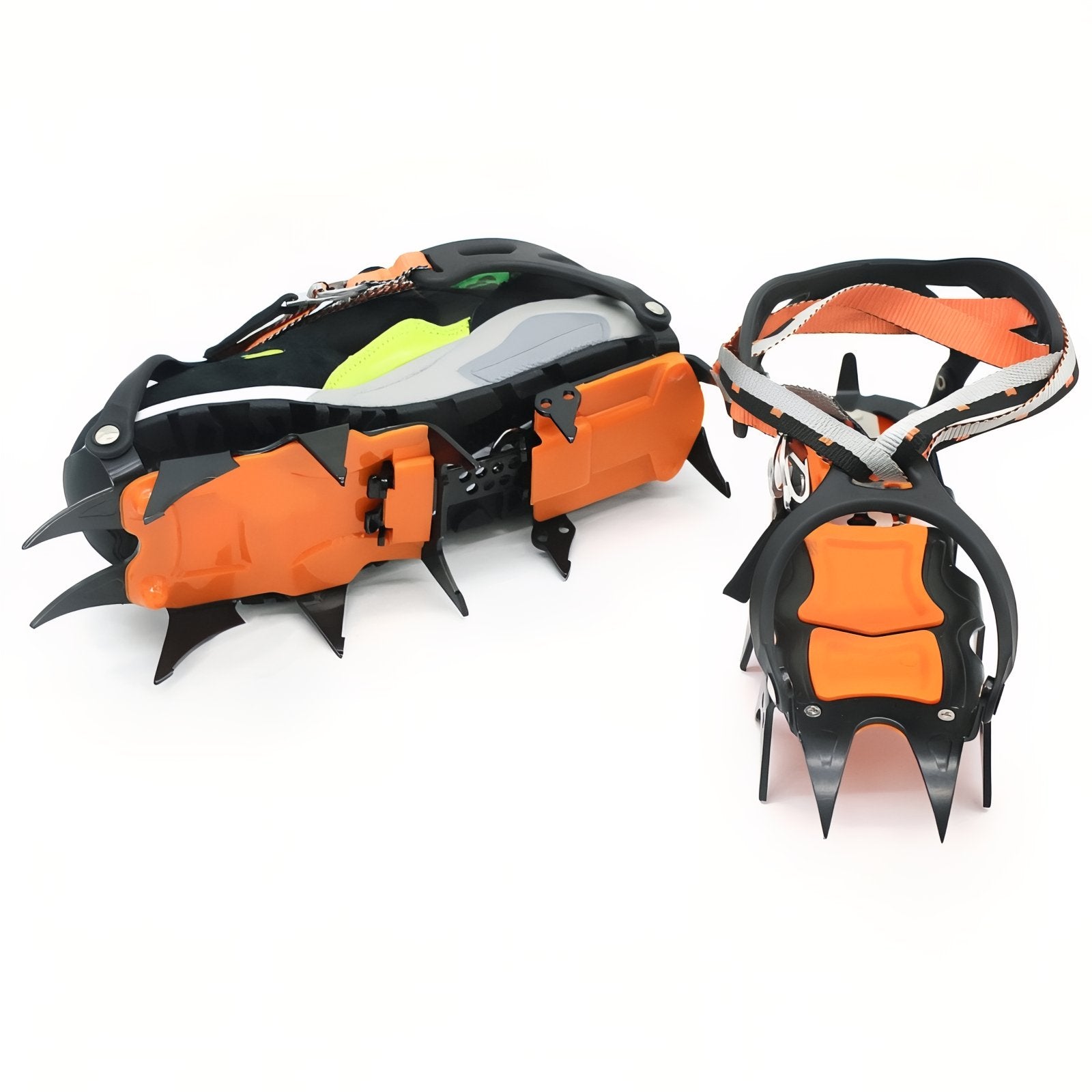 Crampons Plastiques Sur Chaussures De Randonnée