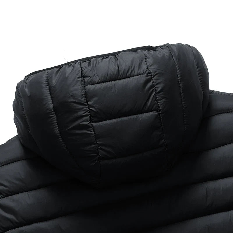 Doudoune randonnée automne hiver pour homme capuche arrière