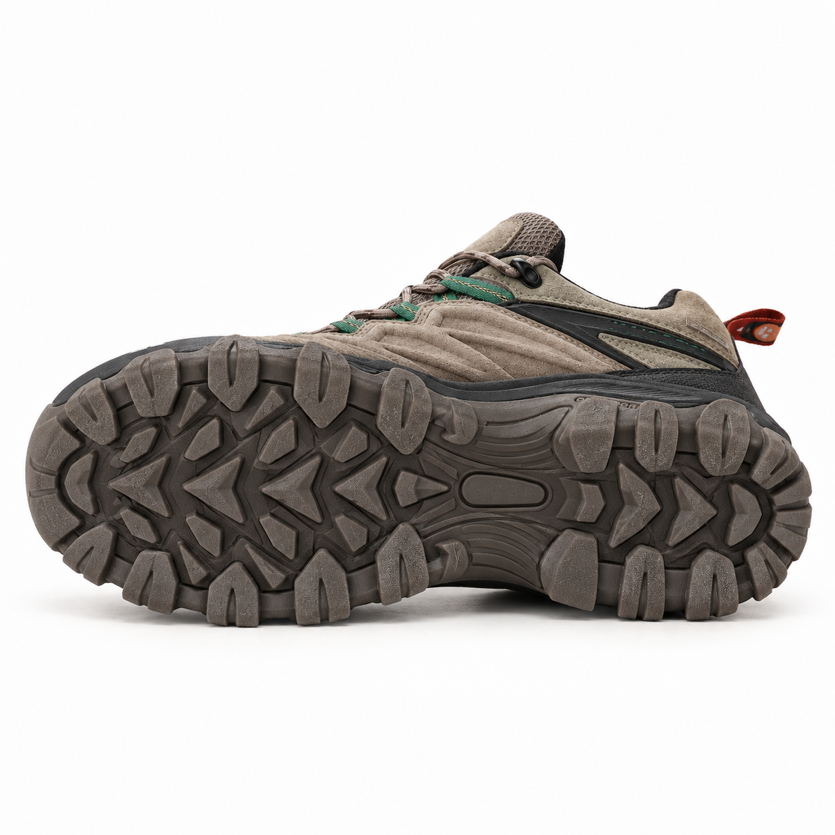 Chaussure randonnée beige homme – semelle attachée et crampons