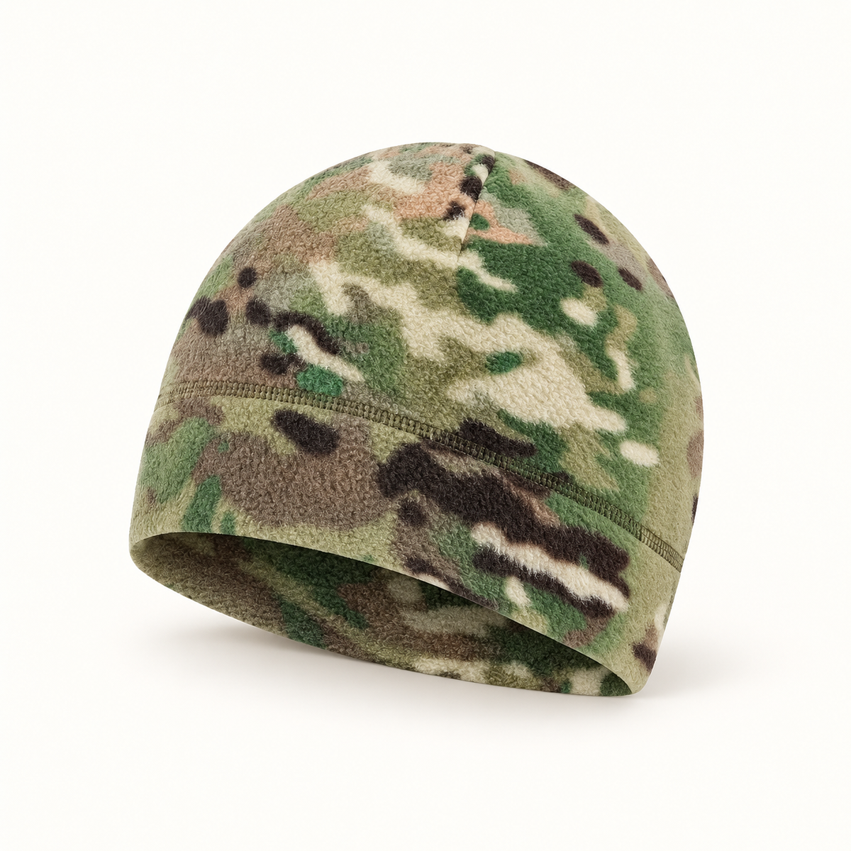 Bonnet fin homme vert incliné – détail de la coupe