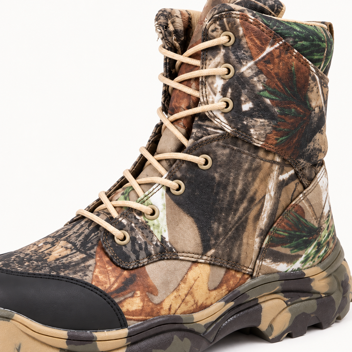 Botte randonnée cuir homme camouflage – détail matière et coutures