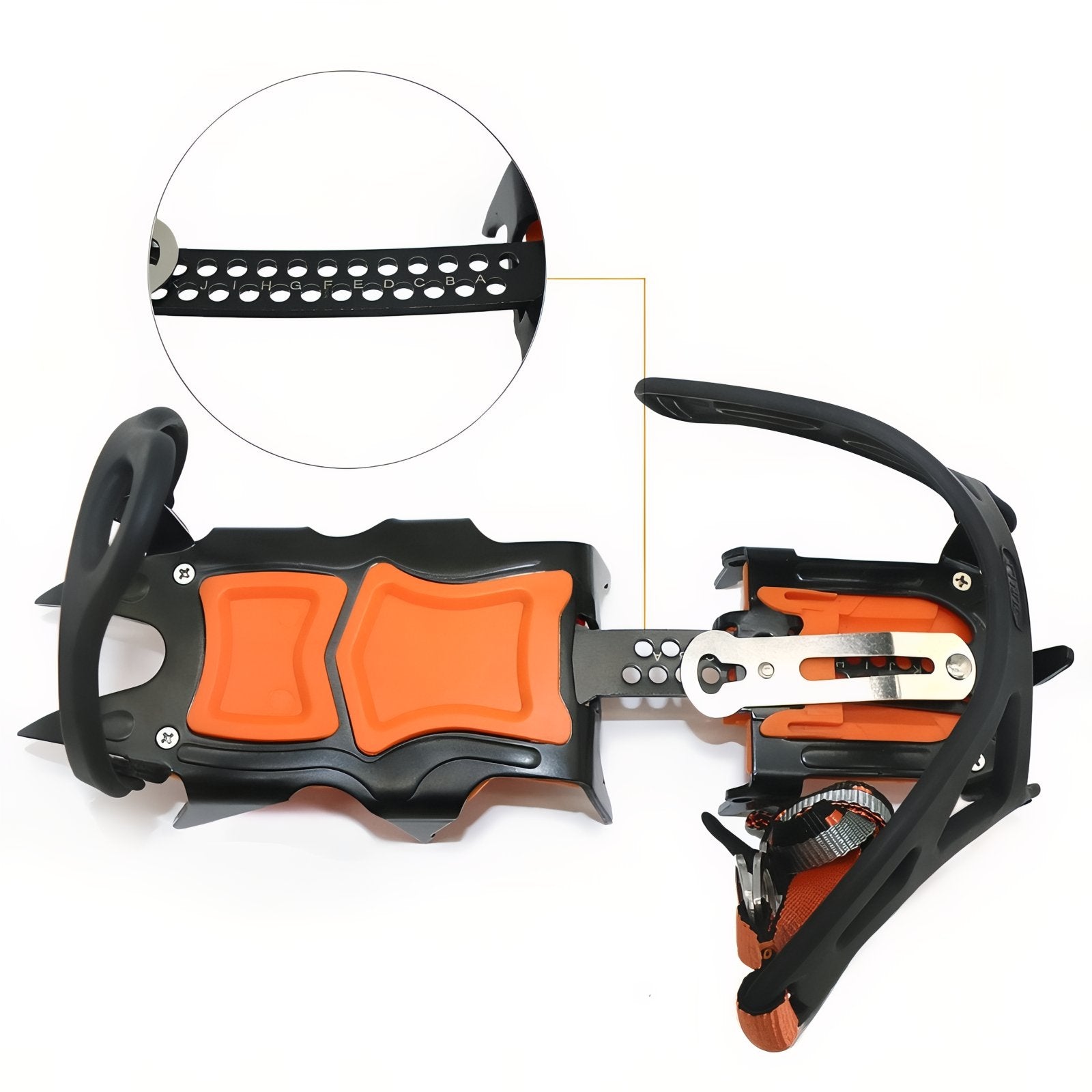 Crampons Plastiques Sur Chaussures De Randonnée