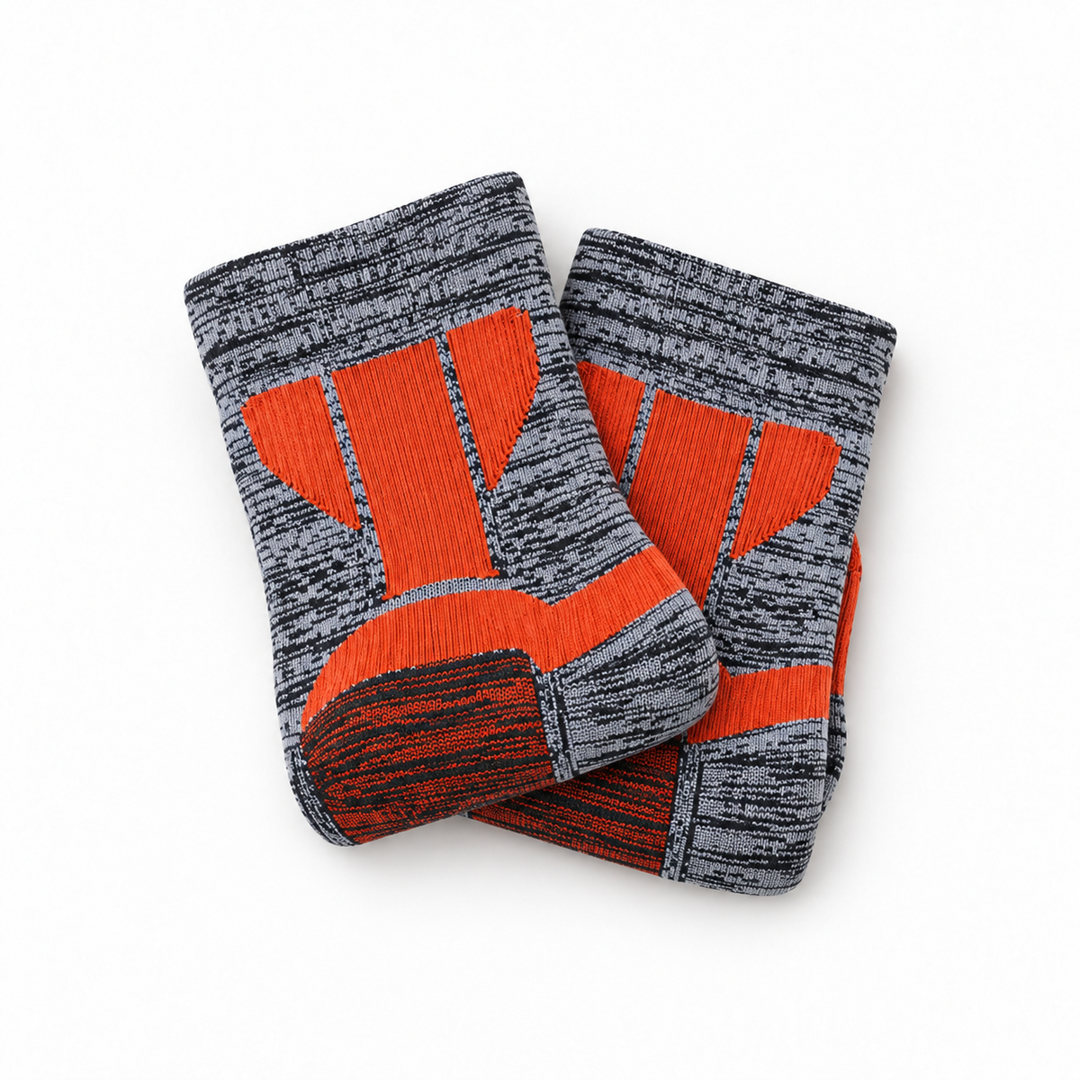 Chaussettes de randonnée homme grande taille orange et gris pliées