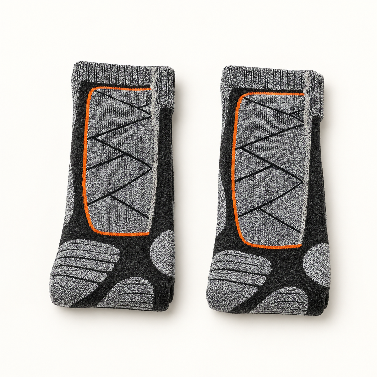 Chaussettes homme chaudes randonnée gris foncé – paire pliée