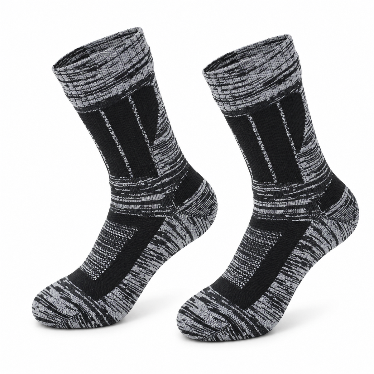 Chaussettes de randonnée femme grande taille grises – paire complète sur fond blanc chaud