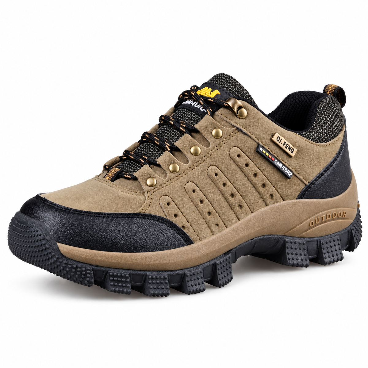 Chaussure légère randonnée cuir Burlywood – vue trois-quarts sur fond blanc
