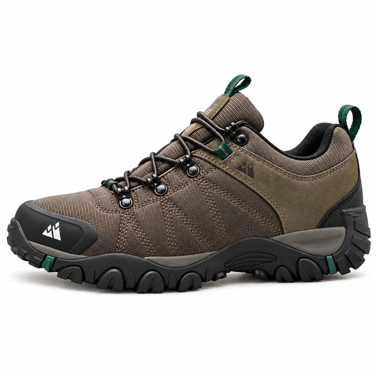 Chaussure randonnée basse imperméable marron complète vue de profil sur fond blanc chaud