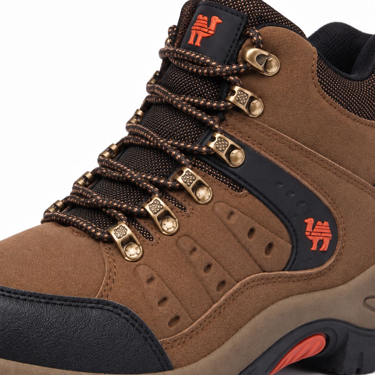 Chaussure randonnée femme marron Peru – détail de la matière, du mesh et des crochets de laçage