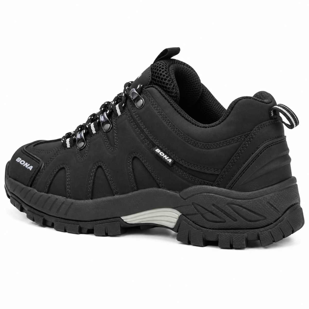 Chaussure randonnée femme noire – vue arrière trois-quarts