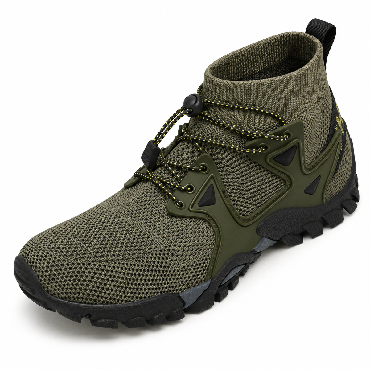 Chaussure randonnée haute légère verte – vue plongeante de la tige et du serrage