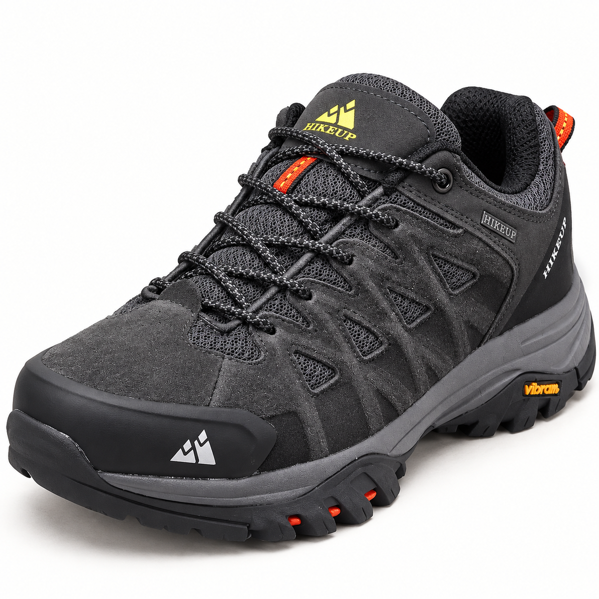 Chaussure randonnée homme grise – détail de la matière, du mesh, du laçage et du pare-pierres