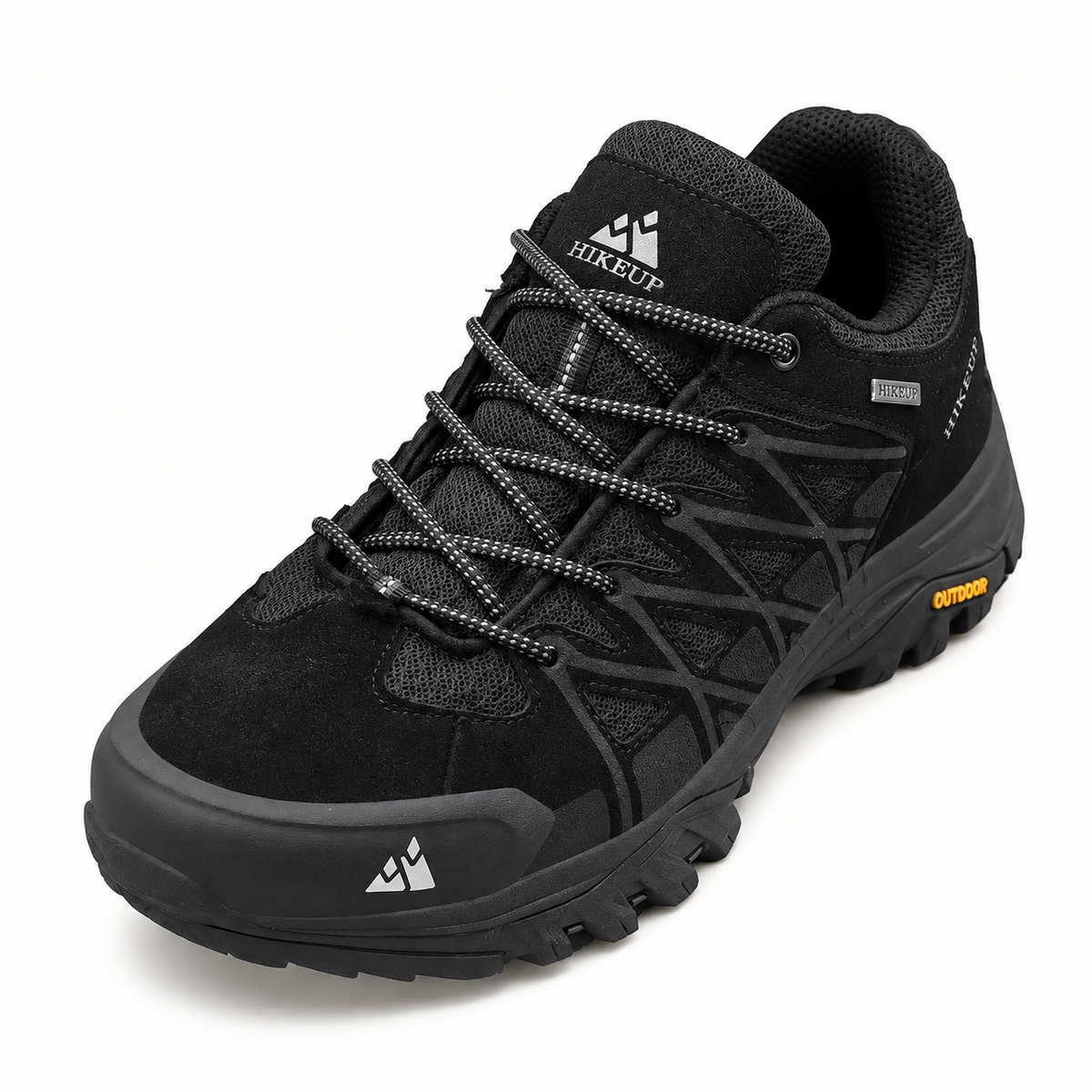 Chaussure randonnée homme noire sur fond blanc – vue trois-quarts