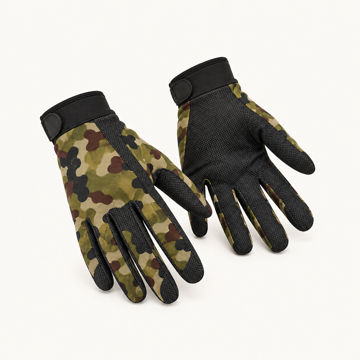 Gants randonnée été — paire camouflage — vue principale trois-quarts