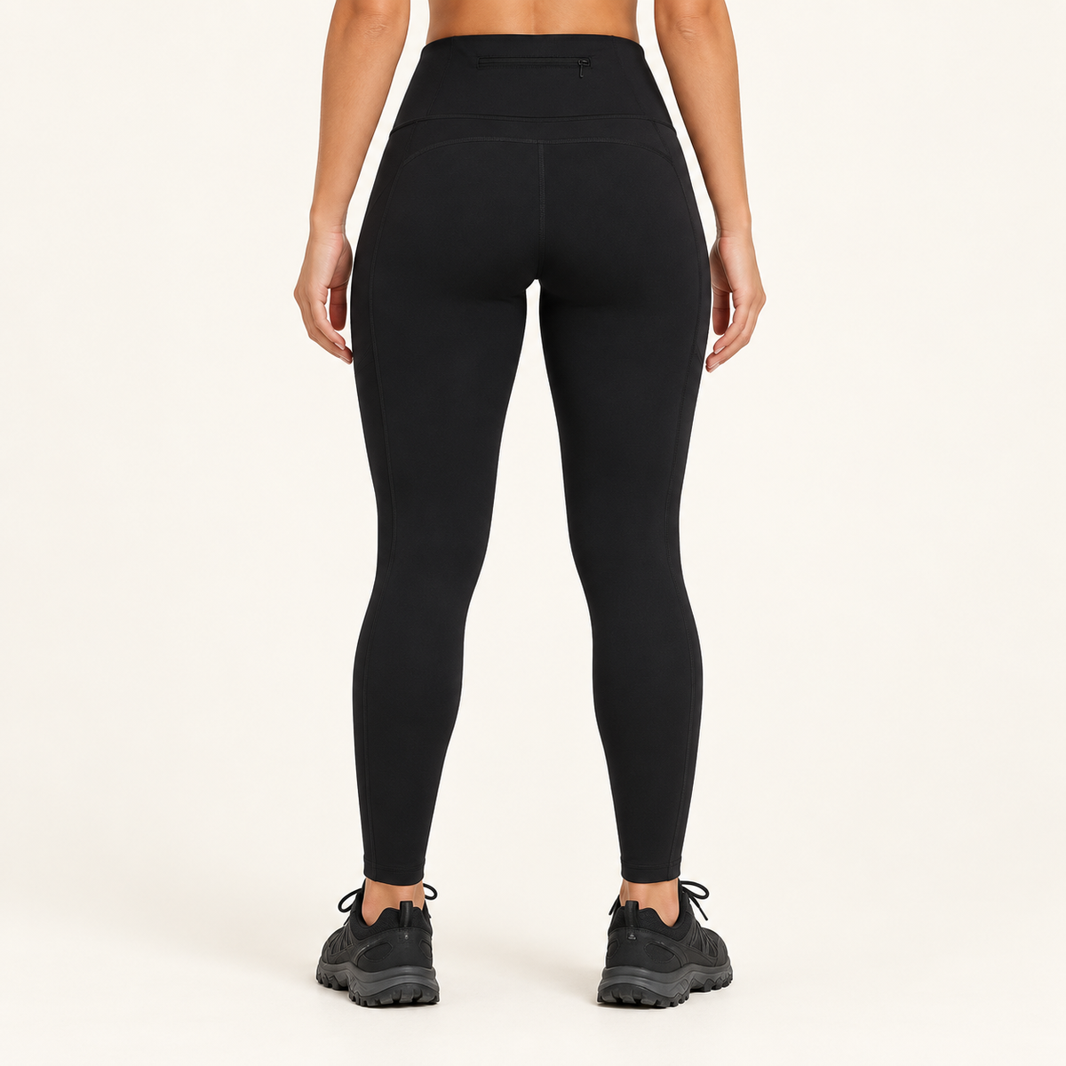 Legging été femme noir porté de dos