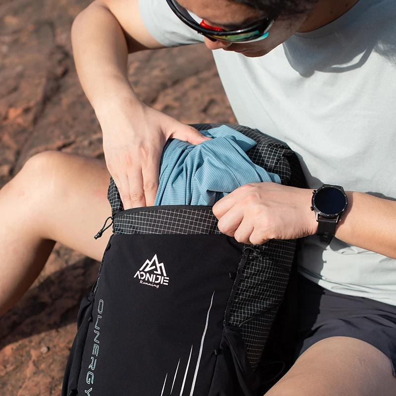sac à dos randonnée hommes 30l noir avec poche kangourou