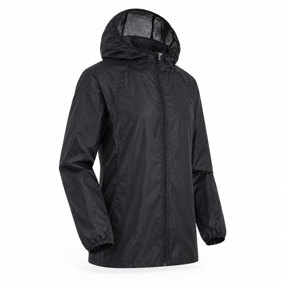 Veste pluie randonnée noire légère vue trois-quarts avec zip et capuche