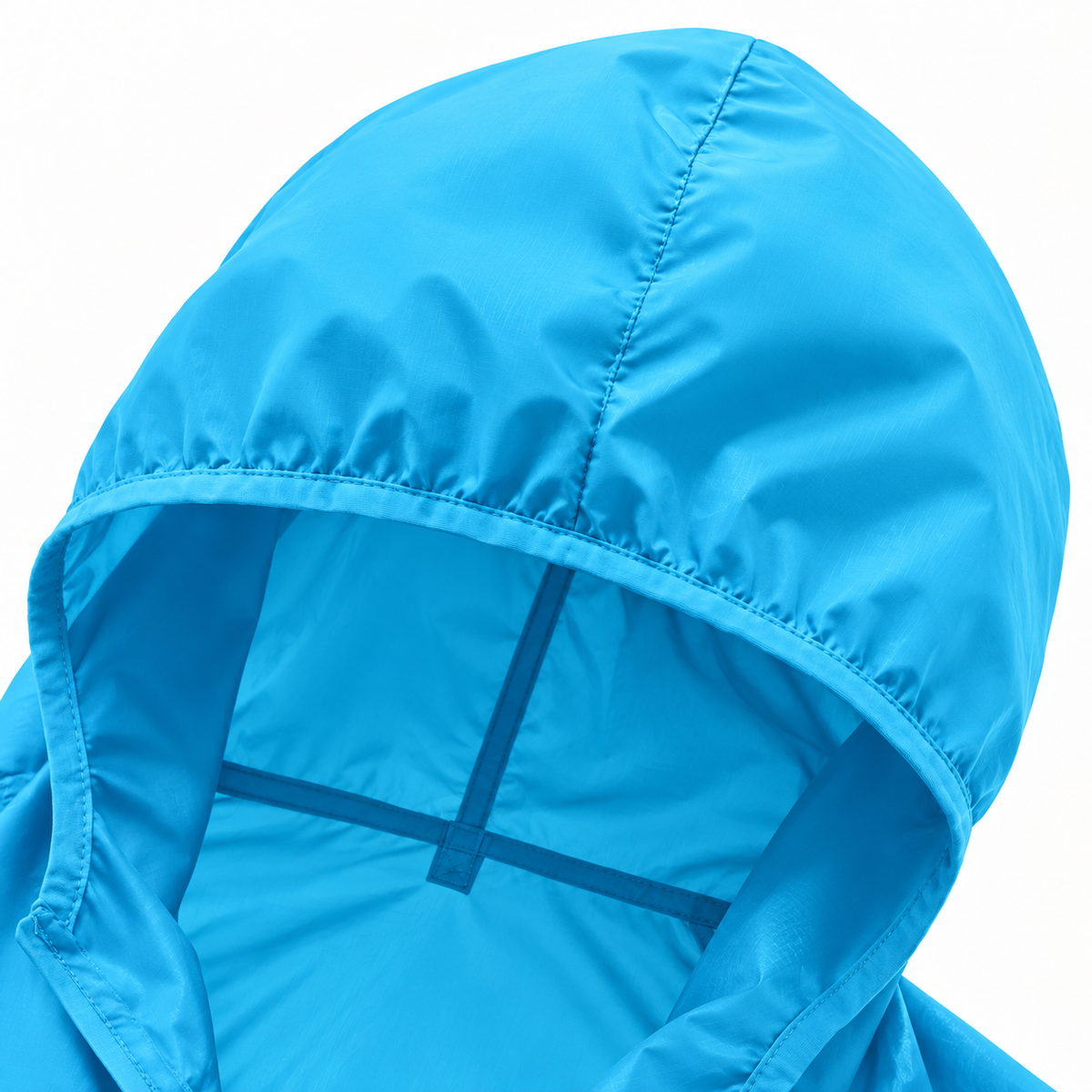 Veste randonnée bleue ciel – détail de la capuche