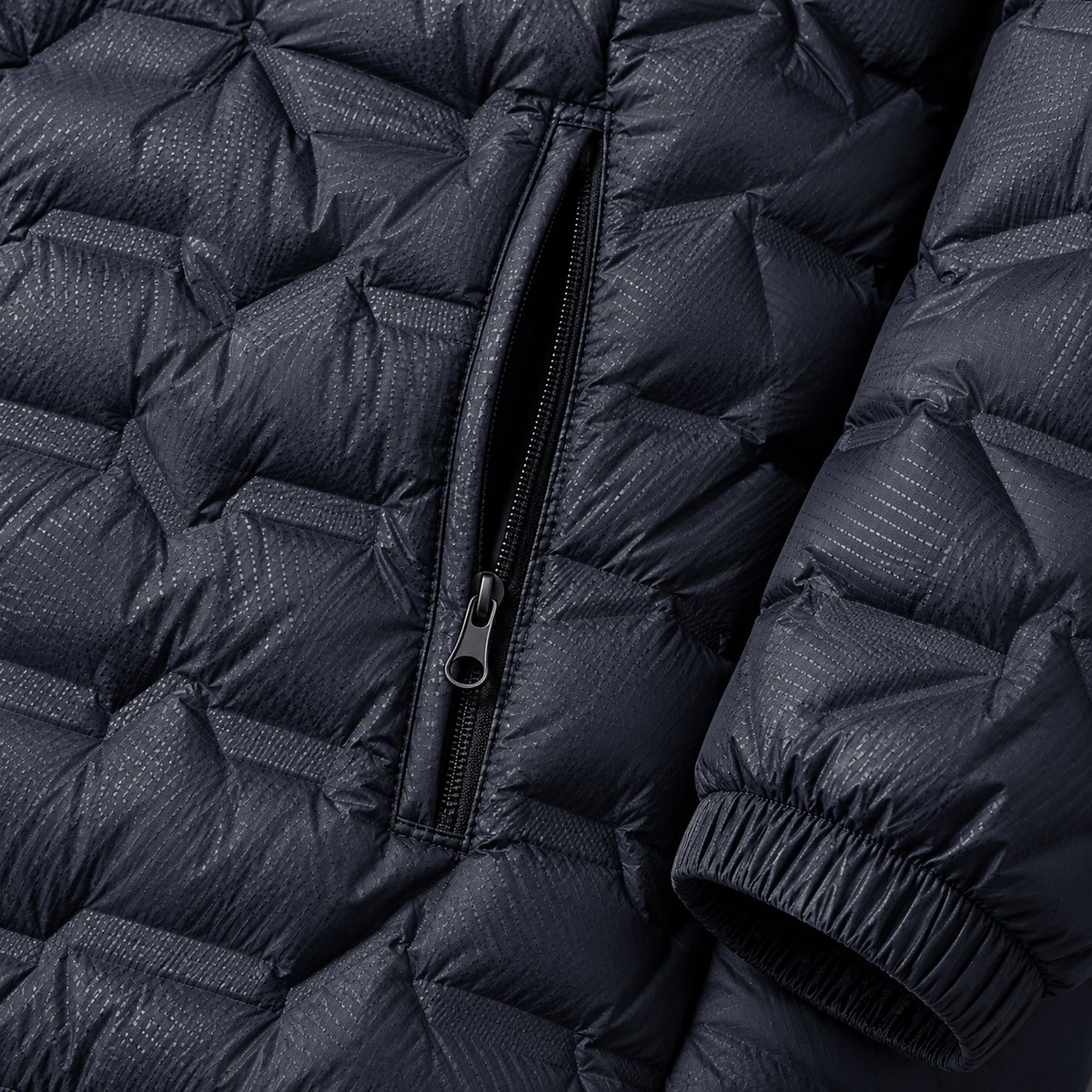 Veste randonnée froid bleue – détail poche zippée