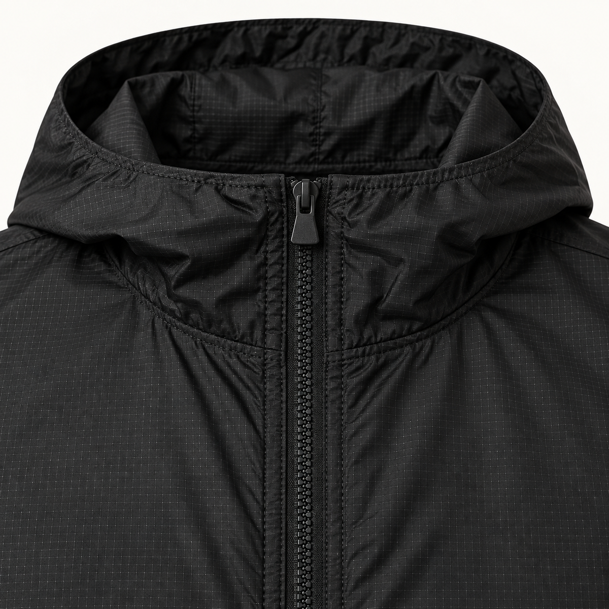 Veste randonnée nylon noire – détail fermeture zippée